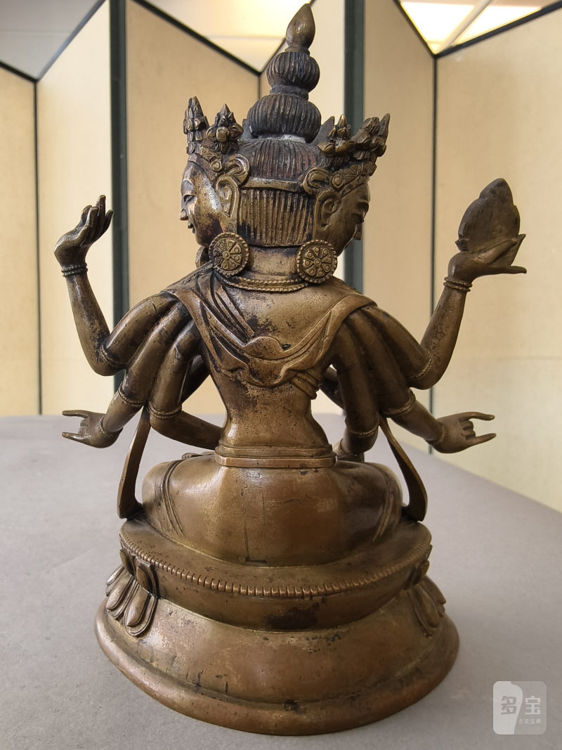 A BRONZE FIGURE OF USHNISHAVIJAYA - 图12